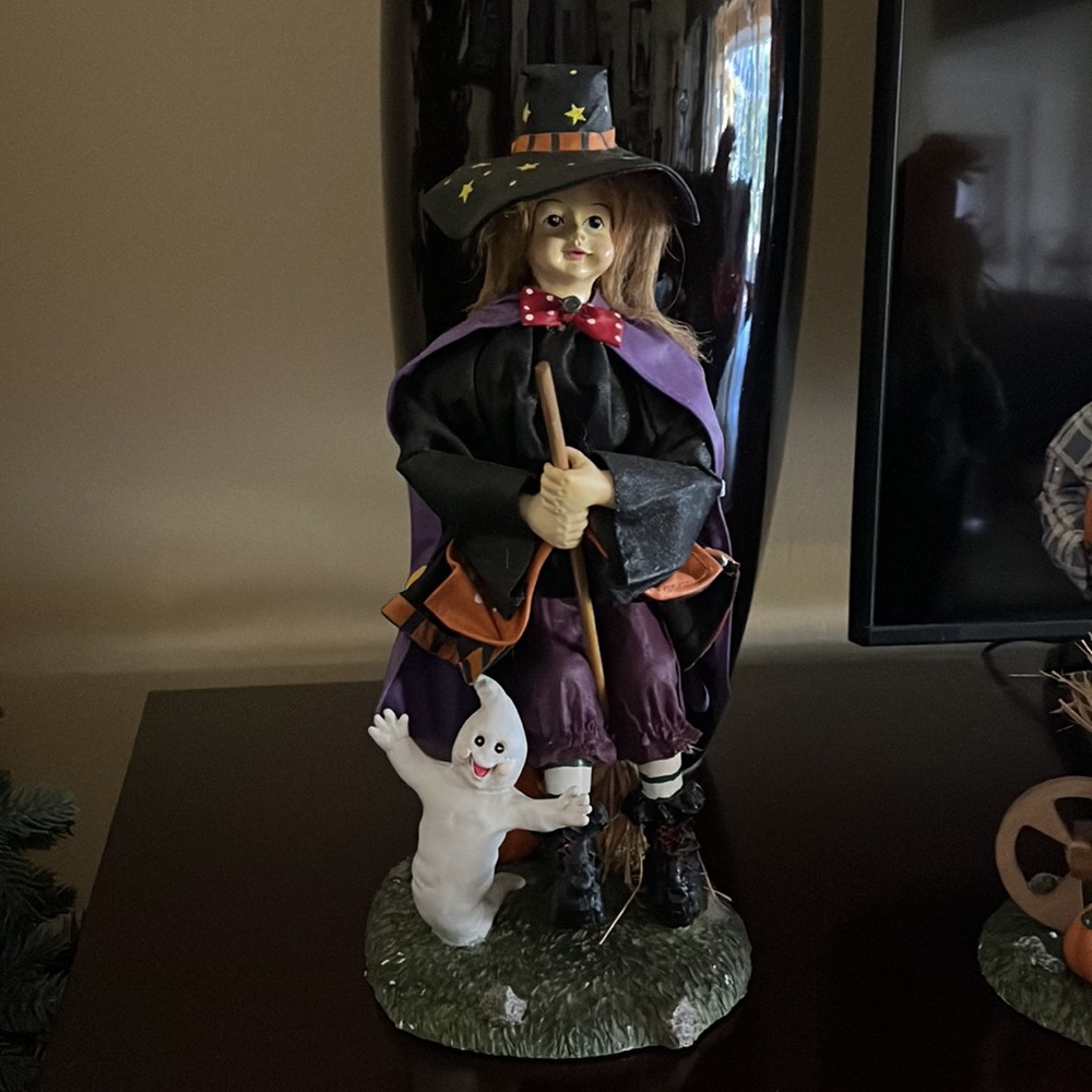 SCARECROW AND WITCH FABRIC MACHE FIGURES 13” TALL APPROXIMATELY HALLOWEEN - Picture 2 of 12